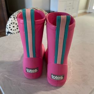 Tote rain boots size 7/8
